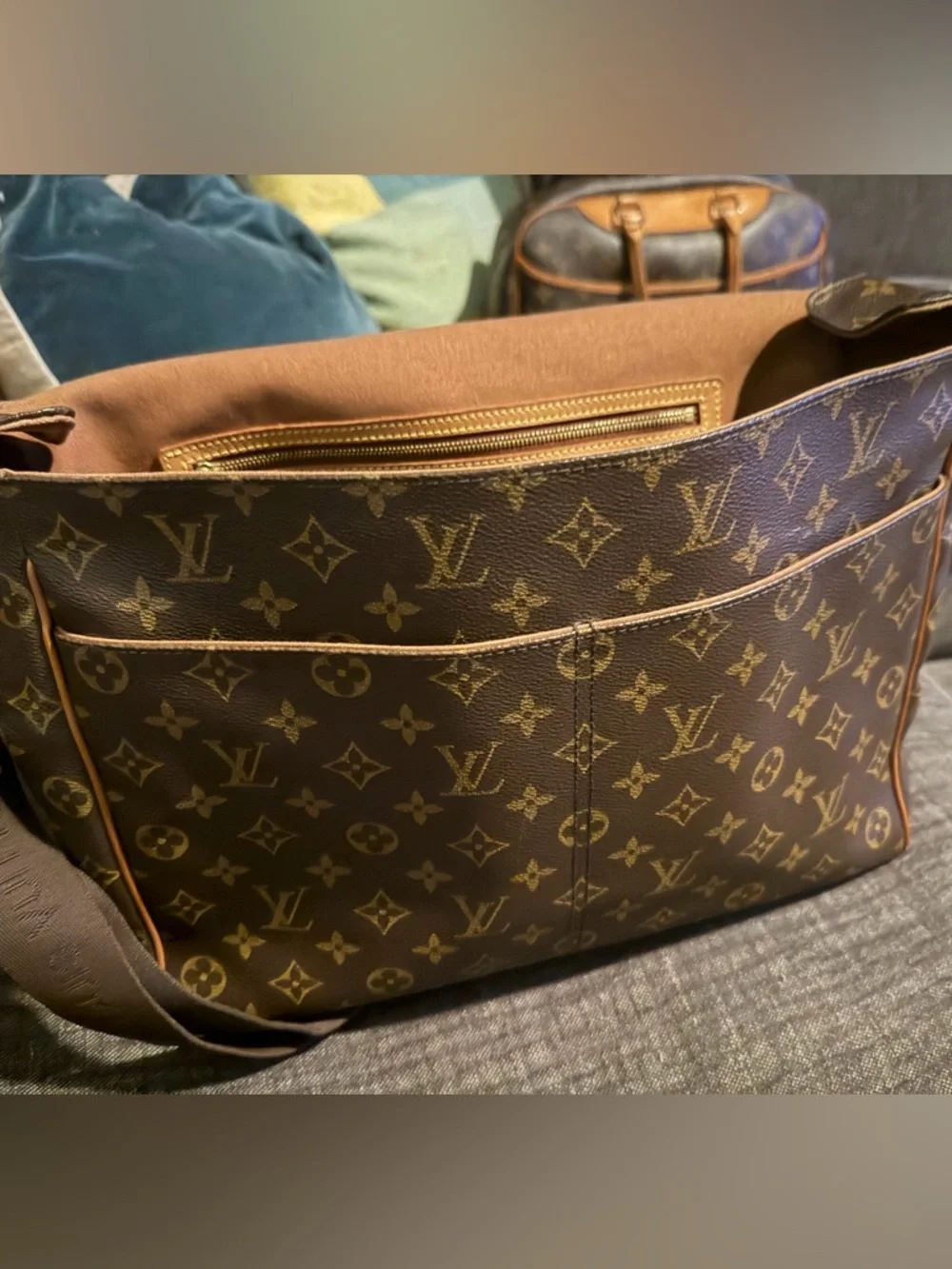 Louis Vuitton Monogram Canvas Abbesses Messenger Bag